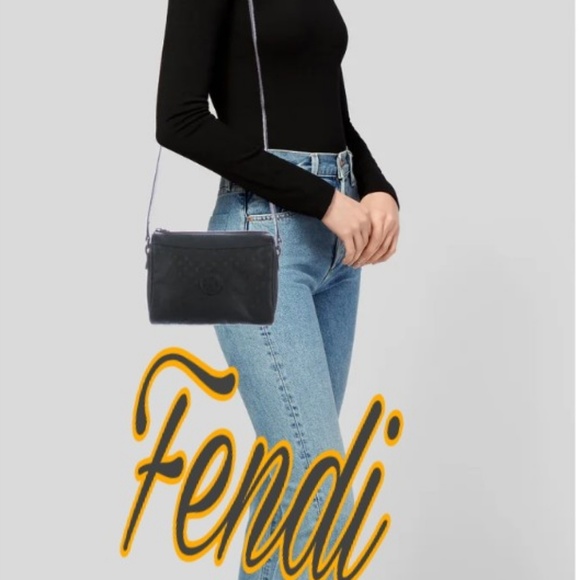 Fendi Handbags - Fendi handbag bag shoulder bag